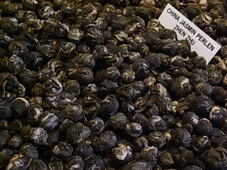 Gr&uuml;ntee Jasmin Perlen &ndash; ZHEN ZHU